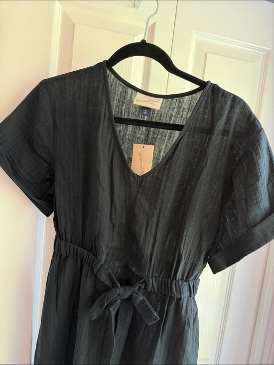 Universal Thread Dresses & Skirts - Black V-Neck Tie-Waist gauzy Dress